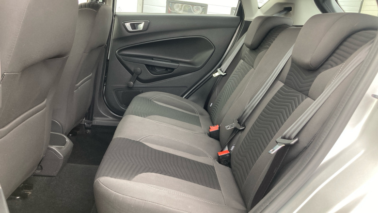 Ford Fiesta 1.25 82 Zetec 5dr Petrol Hatchback